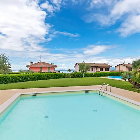 度假居 Welcoming In With Swimming Pool *